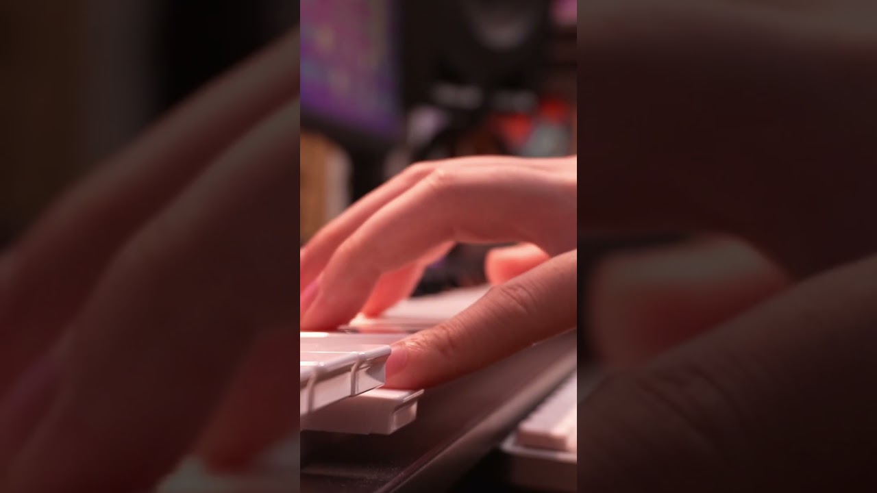 【ピアノ】クリスマスに『きしめん』弾いてみた【Shorts】