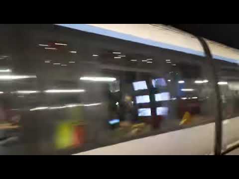 Départ d’une Z50000 en direction de Versailles Rive Droite