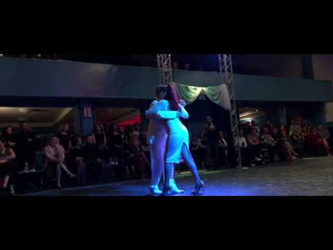  Verónica Villarroel  and  Dany Garcia  are  dancing  to  "  A Magaldi  "  by  Alfredo De Angelis  at  Internationales Tango Festival Hamburg  in  2017