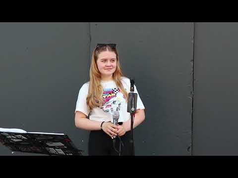 14 year old Mia Black with an INCREDIBLE cover of "No Time To Die" by Billie Eilish.