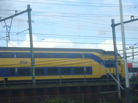 Амстердам.  Автобаны и поезда. Аmsterdam. Highways and trains