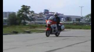 preview picture of video 'Ratownicy motocyklowi - trening jazdy BMW - R2 (RKwadrat)'