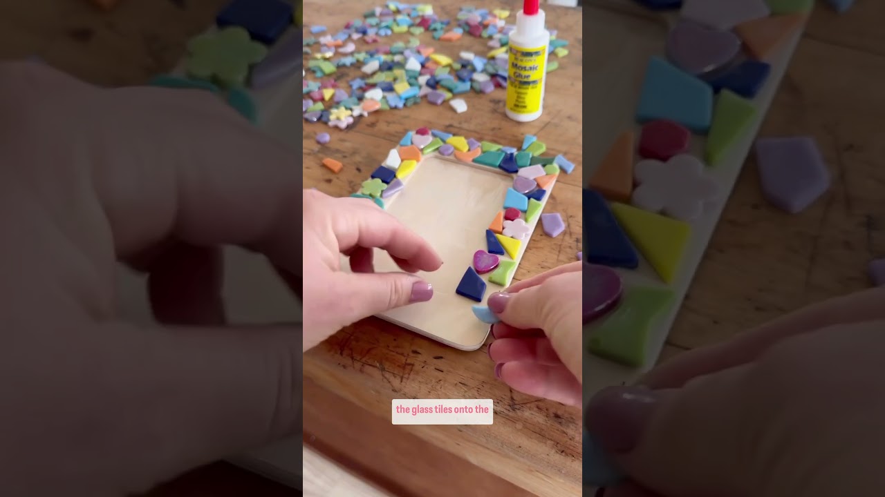 Let’s Make a Beginner Friendly Mosaic Tile Picture Frame