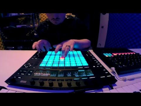 Gigi D'Agostino - Bla Bla Bla live performance Ableton push 2