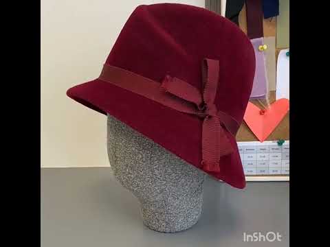Красивая модная бордовая фетровая шляпа осень 2021