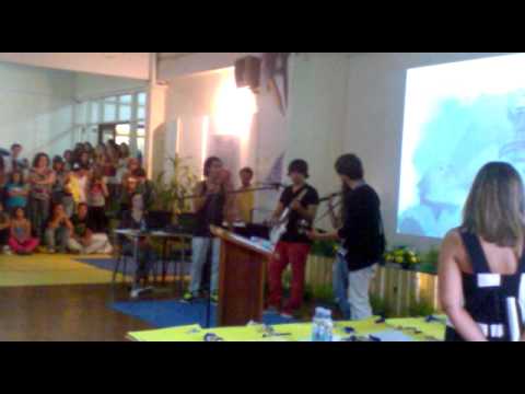 High Dreamers- Burning Up ao vivo na Fernão Mendes Pinto