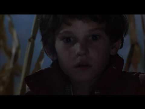 E.T. Cornfield Scene (Original Version).mp4