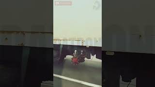 Download lagu A professional driving a truck | PATRON #SHORTS mp3