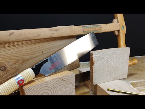 Gerade Sägen mit der Handsäge