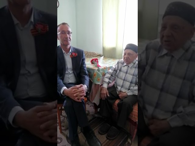 Уруссу: глава района поздравил участника ВОВ