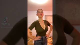 【TikTok】爆乳たわわ　乳揺れ