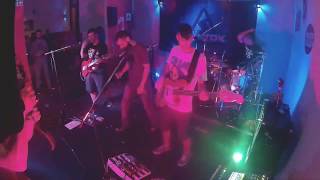 SinStok - Tiempos Remotos ft. Dani (En vivo @ Velvet Bar 08.04.17)