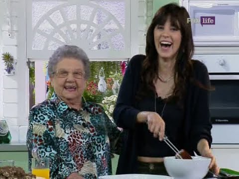SOPHIA ABRAHÃO ensina PALHA ITALIANA, e almoça CARNE DE PANELA | PROGRAMA DA PALMIRINHA | FOX Life