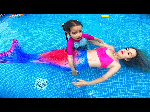 Minha mãe se Transformou em uma Sereia por 24 Horas! Sereia!