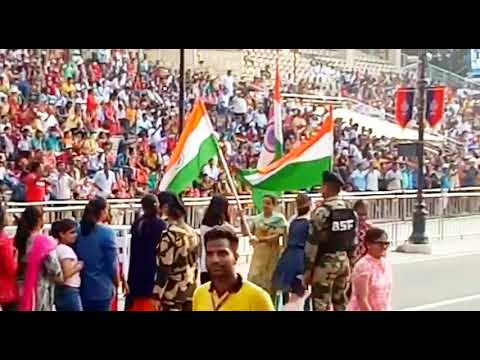 Foreigners holding Indian flag (Tiranga🇮🇳) at Wagah border Attari 2019