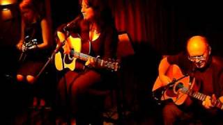 Tish Hinojosa: By The Rio Grande