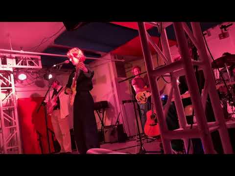 Fenne Lily | Live | Night Club 101 NYC | October 11, 2025