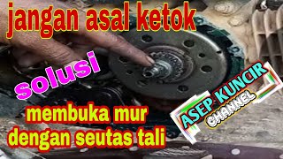 Download lagu easy way to open double bowl nut on vega motor #motorvega mp3