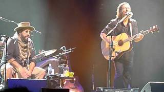 Living In The Moment - Jason Mraz + Toca Rivera - Live in Sydney 2011