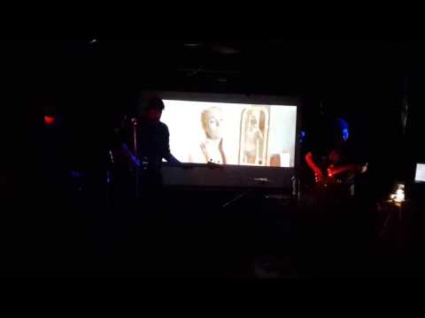 Orgasmo Sonore Live at Le Divan Orange Dec 3rd 2016 - Zombie Main title cover + Chris Alexander