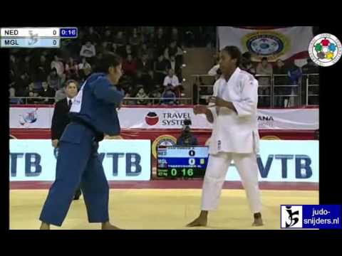 Anicka van Emden (NED) - Munkhzaya Tsedevsuren (MGL) [-63kg]