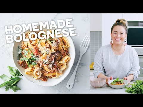 Homemade bolognese recipe - Make yourself at home with Woolworths