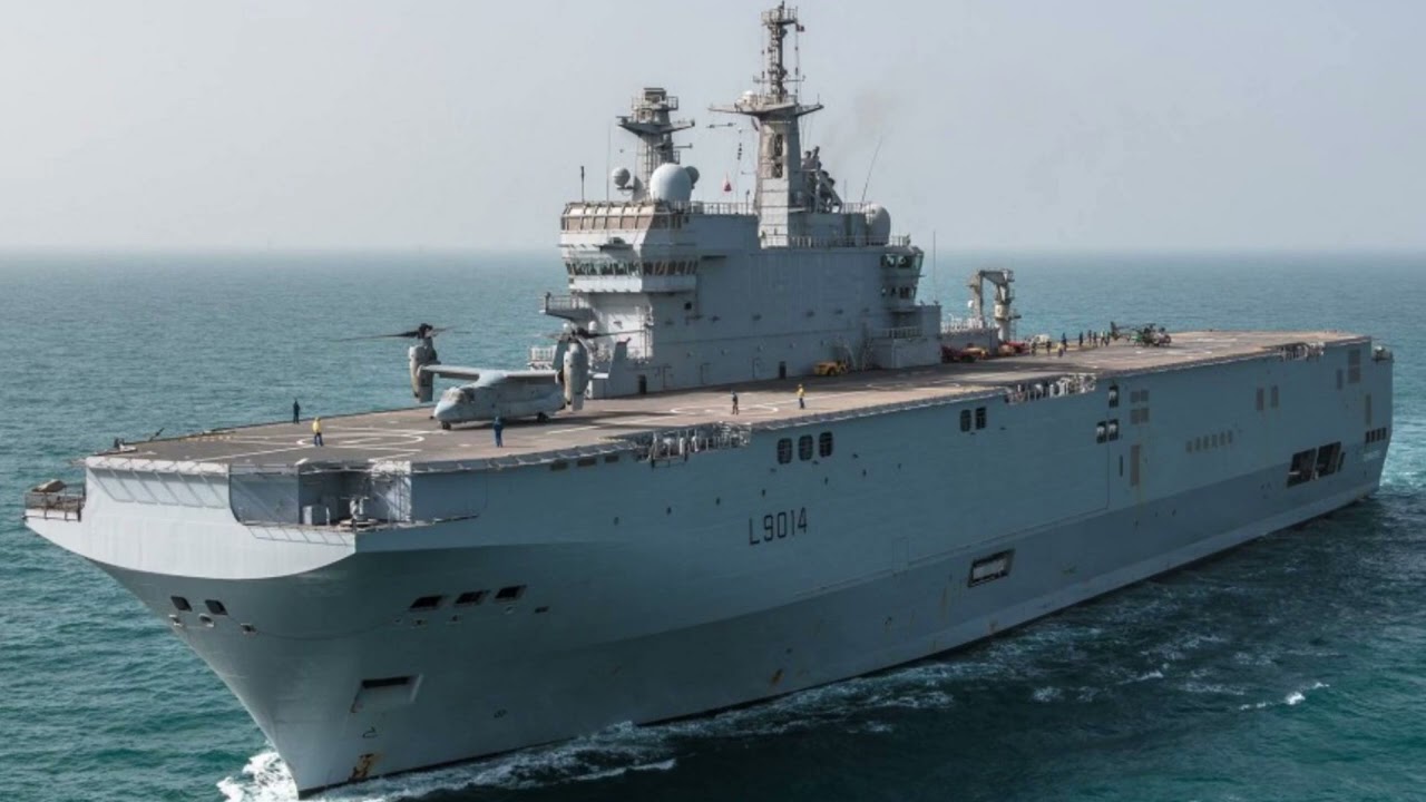 Aircraft Carrier & Helicopter Carrier (Wallpaper)