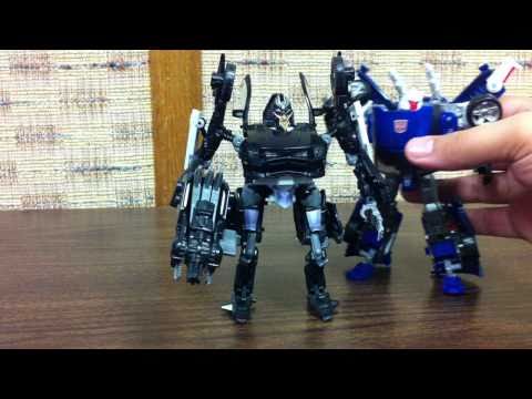 DOTM Deluxe BARRICADE