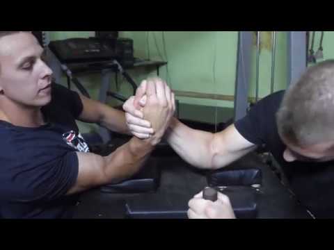 MUBEKIR ZILIĆ    OBARAČ RUKE