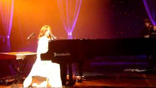 Tori Amos - CARRY live (Vienna, 2011)