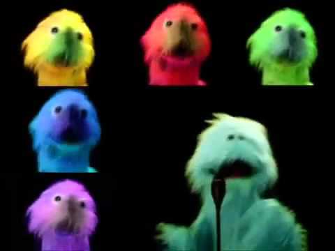 Puppet singing Feeling Hot Hot Hot by Buster Poindexter