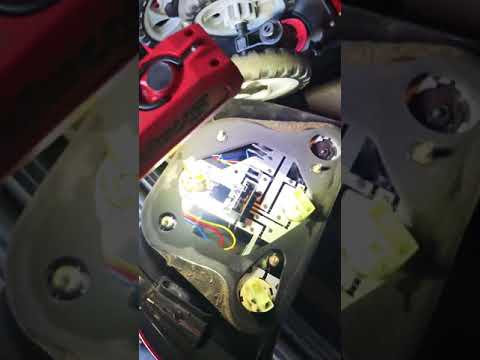 Bmw 5 series brake light not working or any lights at all on one side taillight