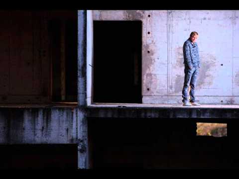 Saša Lozar - Rano Me Radi Nje Nebo Budi / New Hit Single 2012