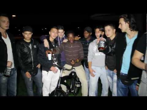 Momo, der Afrikaner aus dem Block - Kölner Mukke ( Full HD )