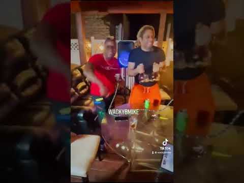 DREAD SHOUDLY ak CISCO de BACH - HOOKAH & KARAOKE 🎤 nights together