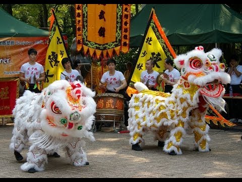 MuabangiasiAZ - Múa Lân cúng Ông Địa tại Cửa Hàng