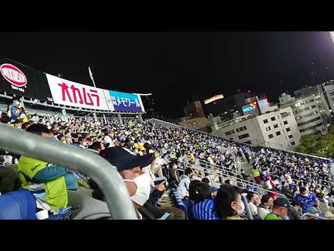 横浜スタジアム　3塁側/ウイング/56段/327番から撮影