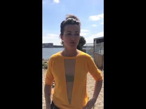 Wat draagt Birgit Schuurman het liefst in de zomer?