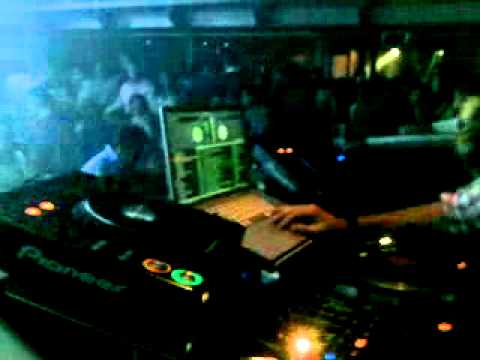 dj Aviel Brant & dj Sub Zero @ Haoman 17 (Aerodynamic Aviel Brant Remix)