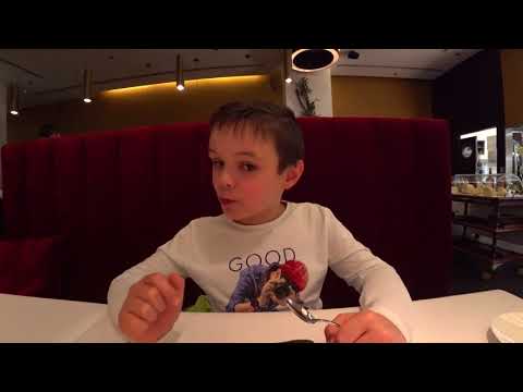 Warszawa - restauracja platter by Karol Okrasa