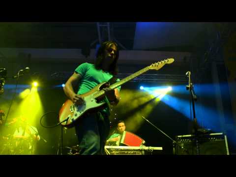 Frigüey - Can´t Stop Moving (en vivo)