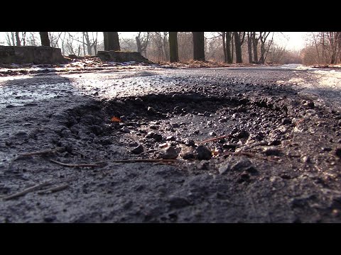 Dziura na dziurze niemal w całym województwie śląskim 22.02.2021