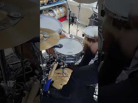 What is your favorite snare wire strand count? #shorts #snaredrum #snare #wires #experiment #options