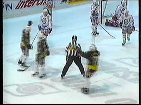 JyP HT - TPS 0-8 (4. puolivälierä 1995)