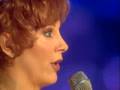 Reba McEntire sings "Secret Love" for Elizabeth Taylor