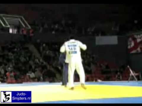 Judo 2009 Tbilisi: Isaev (RUS) - Elmont (NED) [-73kg].