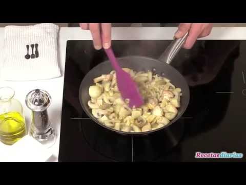 Champiñones al ajillo