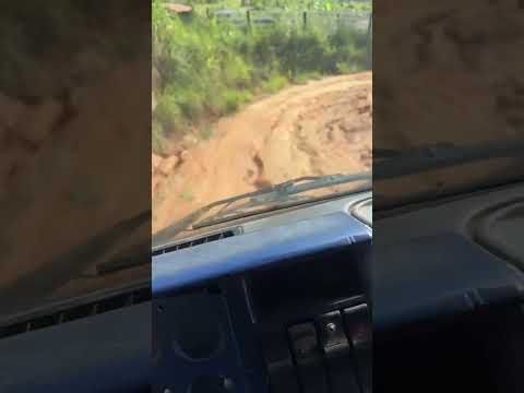 Com dois anos de Mandato o prefeito de Mantenópolis não conseguiu nem arrumar as estradas.