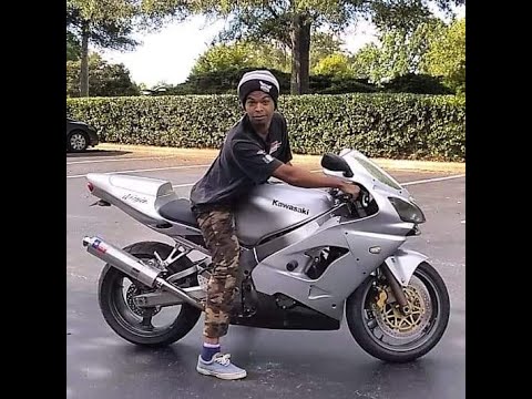 Habe mir gerade meine Kawasaki ZX9 von 2002 für 700 Dollar gekauft. DAS BESTE MOTORRAD, DAS ICH J...