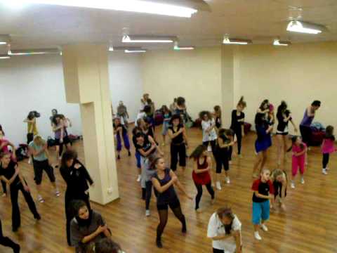 Studio Tańca 4U - Drzwi otwarte 2010 - Natalia " Ruda " Madejczyk Taniec